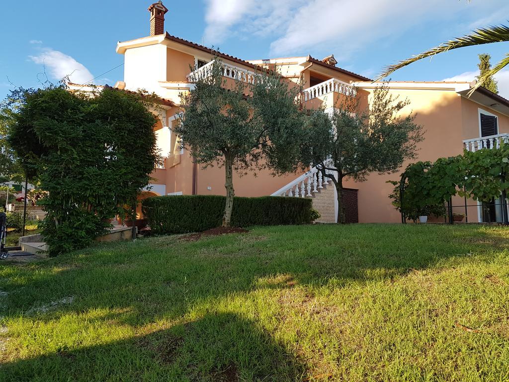 Apartman Andela Labinci Exteriér fotografie