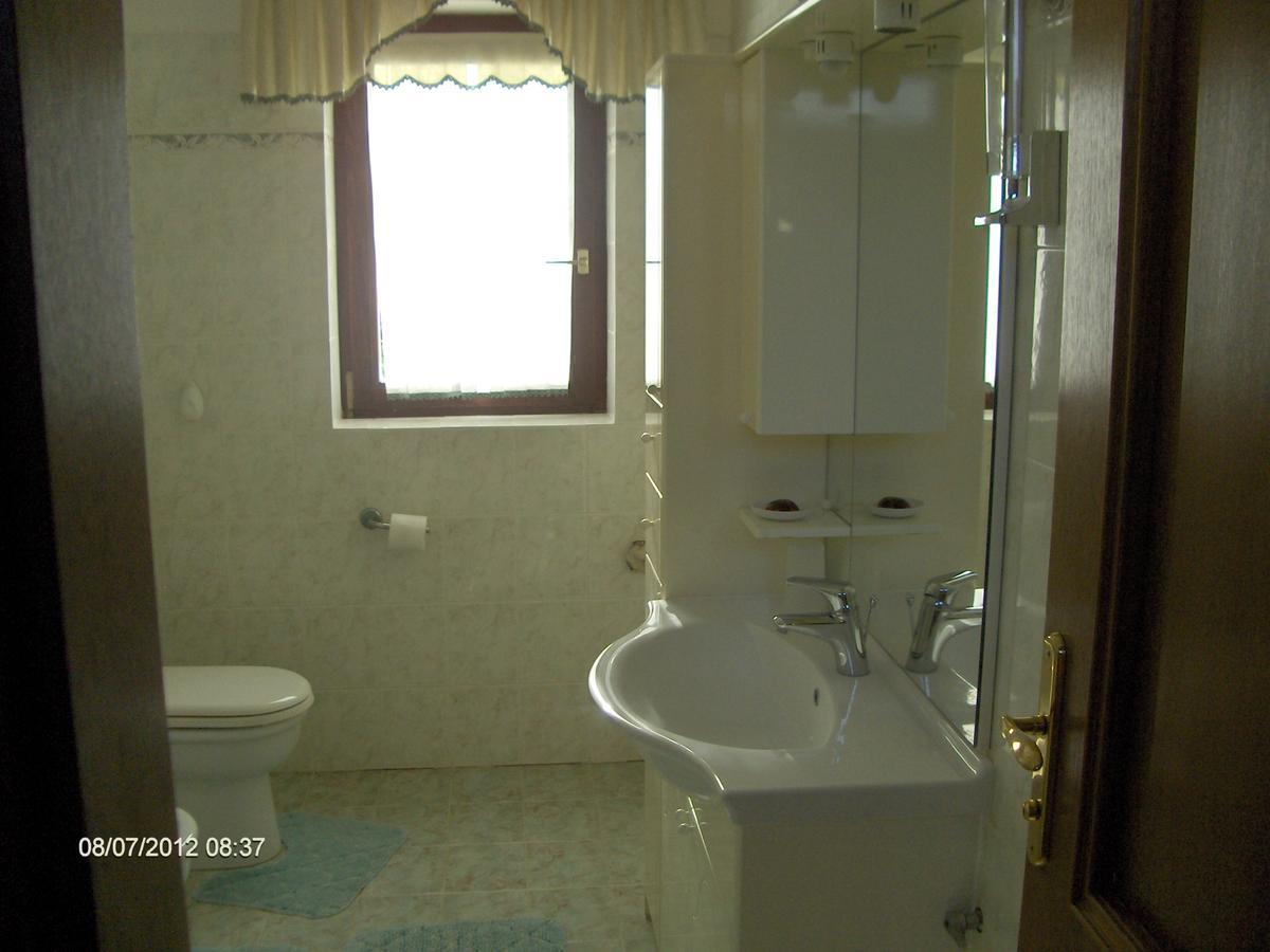 Apartman Andela Labinci Exteriér fotografie